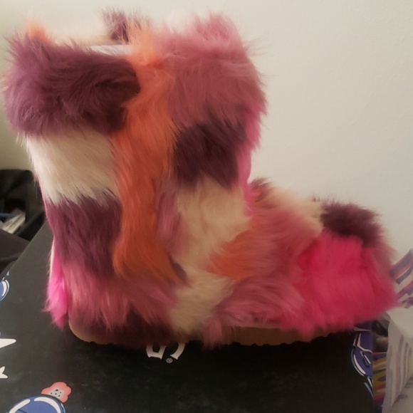 Shaggy fur ugg boots Clearance